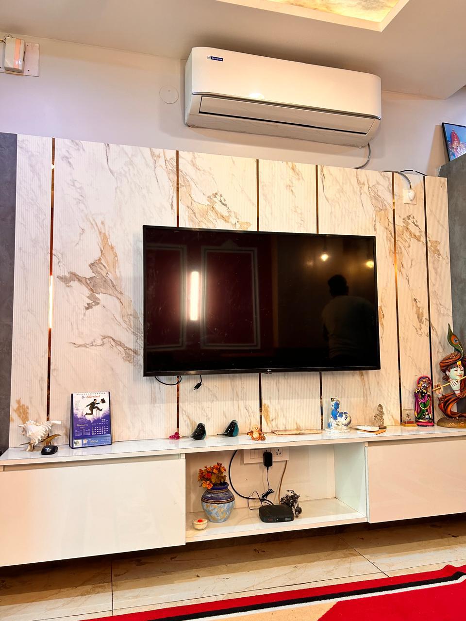 Opulent Living Room - Kanan Vihar